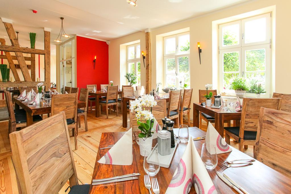 Restaurant & Pension Eshramo Barth Zewnętrze zdjęcie