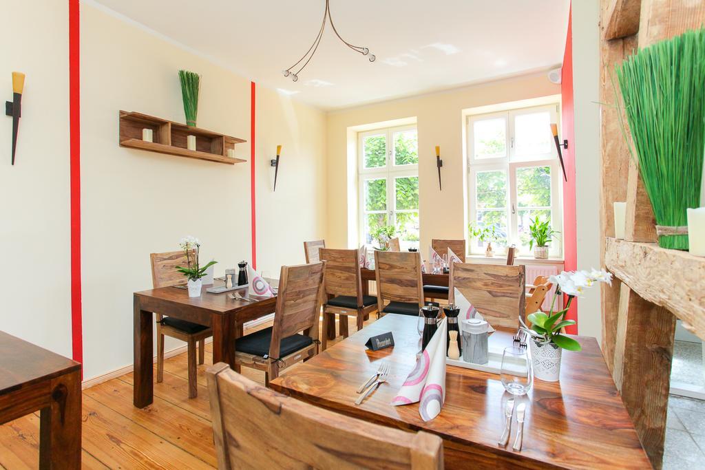 Restaurant & Pension Eshramo Barth Zewnętrze zdjęcie