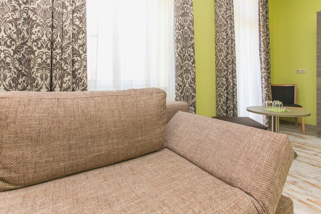 Restaurant & Pension Eshramo Barth Pokój zdjęcie