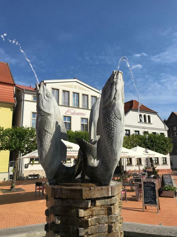 Restaurant & Pension Eshramo Barth Zewnętrze zdjęcie